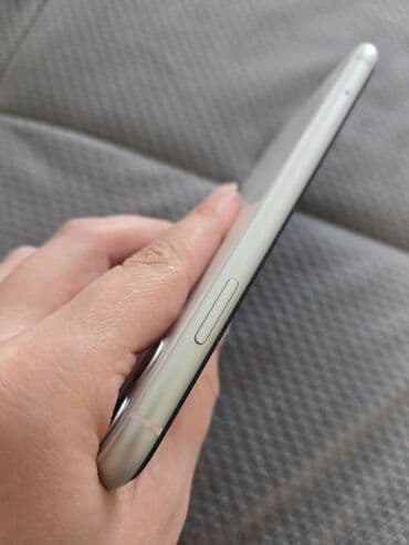 iphone 5s bu satın: IPhone 11, 128 GB, White Titanium, Barmaq izi, Face ID — 4