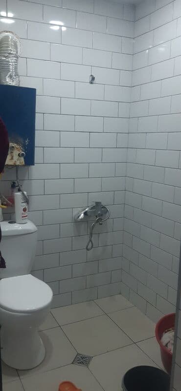 turkanda: 4 otaqlı, 108 kv. m, Orta təmir — 18