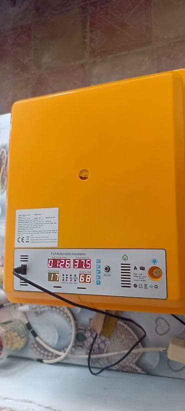 Tam avtomatik inkubator 120 ədədli - Rəqəmsal idarəetmə paneli