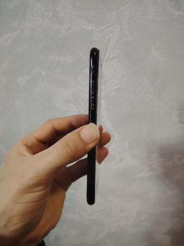 telefon cib: Nokia 8 Sirocco, 1 TB, rəng - Qara, Barmaq izi — 10