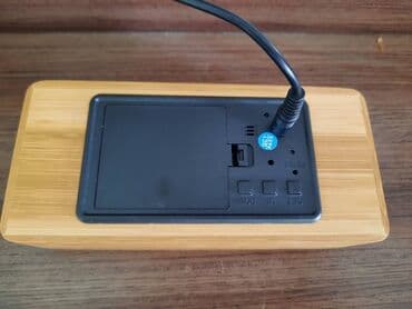 bakıda hava saatlıq: Stolustu saat Elektron masaüstü saat Taxta elektron stolüstü — 2