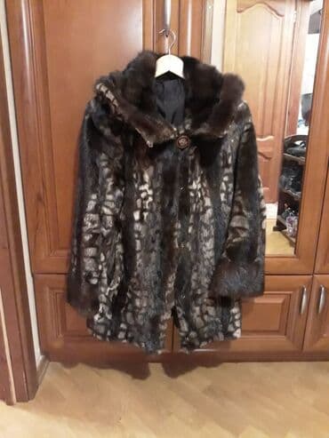 женские шлепанцы с мехом: Şuba Norka . Kapşonu da var. Razmer L-XL. Yunanstan istehsali. Made in — 1