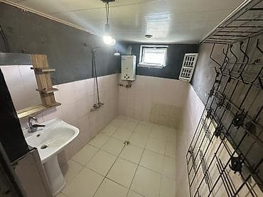 sulutepede kirayə evlər: Kirayə verilən mənzil – 2 otaqlı Təsvir: - Rahat və işıqlı mənzil — 9