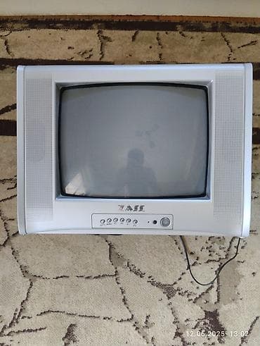 pianer dinamik: ZASS kineskop televizor + NEOSAT DVB-S peyk qəbuledicisi — 2