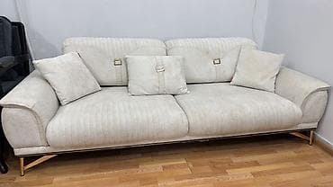 işdəmiş divan: Divan — 1