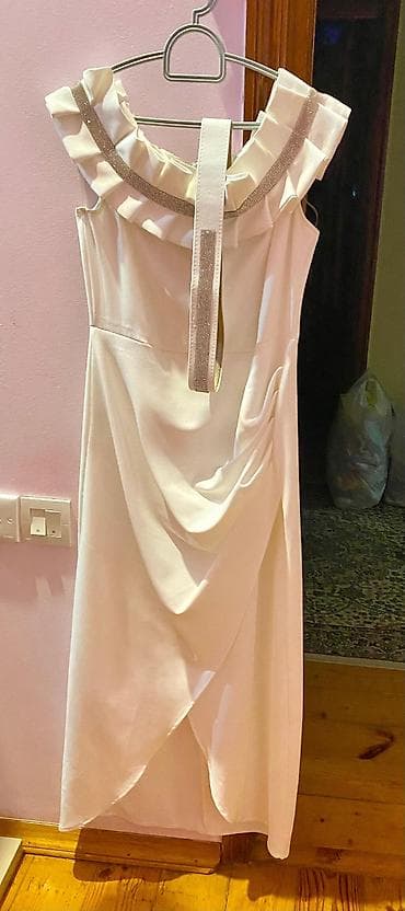 Ziyafət donu, Maksi, M