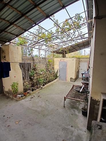 mkr kiraye evler: 3otaq 3sot torpaq həyət evi 2daş kürsülü bütün kamunal xətlər — 2