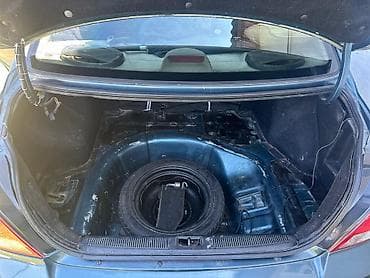 e motor: Hyundai Elantra: 2 l | 2003 il Sedan — 8
