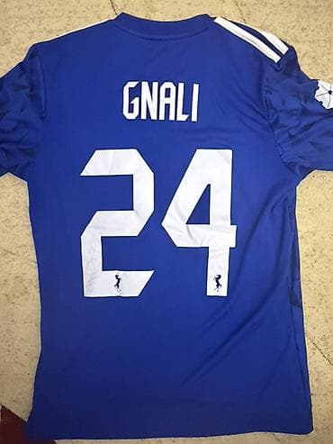 kişi geyimi: Qarabağ Forması sübut var — 1