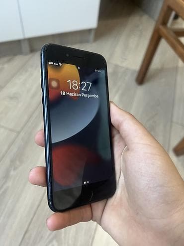 philips xenium 9@9h: IPhone 7 — 3