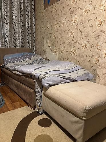 islenmis stol stullar: Bu evə aid hər şey satılır( ev söküldüyü üçun) Qiymət üçün nömrəyə — 4