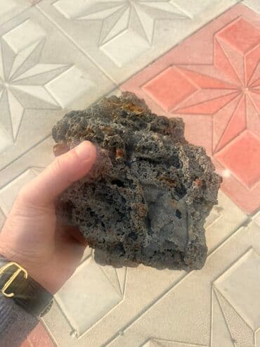 kamaz sekilleri: Akvarum üçün Vulkanik lava daşları (gözenekli, qara-boz rəngli) — 2