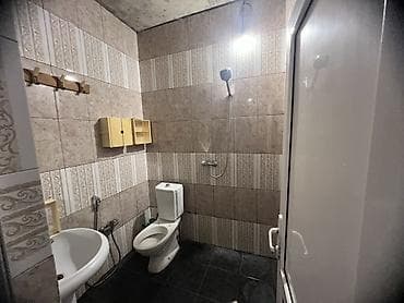 kiraye evler kreditle: Qaraçuxurda 1 otaqlı mənzil – tam təmirli. Kommunal xərcləri ev sahibi — 5