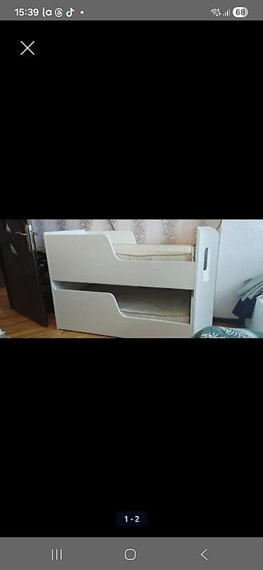 İki mərtəbəli uşaq çarpayısı - Rəng: ağ - Dizayn: kompakt və