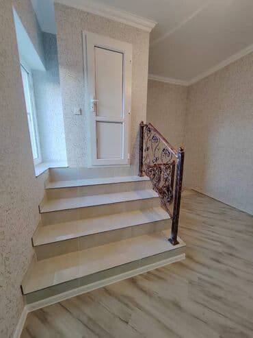 heyət evi: Qaraçuxur qəs. 4 otaqlı, 210 kv. m, Yeni təmirli — 19