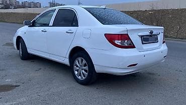 lada priora universal: BYD F3: 1.6 l | 2014 il 190000 km Sedan — 8