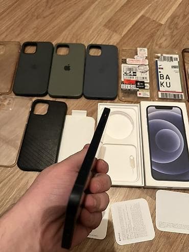 iphone 12 korpus: IPhone 12, Qara — 5