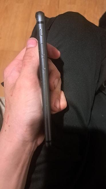iphone 5s ekranı: Space Gray, Barmaq izi — 2