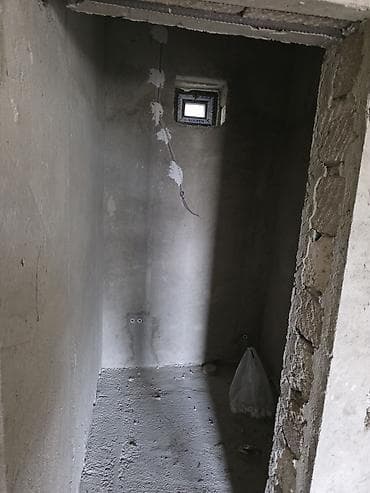 zabratda ev satilir: Binə 5 otaqlı, 170 kv. m, Kredit yoxdur, Təmirsiz — 8