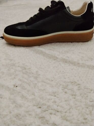 ayaqqabı sport: Qara rəngli klassik kişi/kadın idman ayaqqabısı - Material: üst hissə — 2