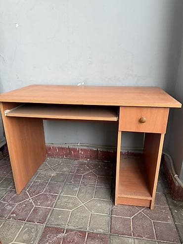 ref: Düz masa, Polkalı, Siyirməli, Sadə laminat — 1