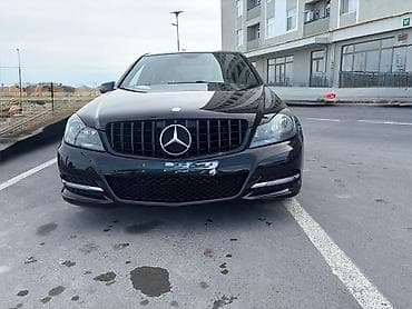 mercedes 190: Mercedes-Benz C250 sedan - Korpus: Qara rəng, 4 qapı, sedan gövdə - — 3