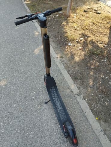 купить скейт в баку: Б/у Электросамокат 10", 501 - 750 Вт, 26 - 35 км/ч, Бесплатная доставка, Платная доставка, Самовывоз — 4