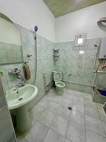 gunluk kiraye evler 20 yanvar: 2 otaq 3 sot 60.m sahe. 2 mertebe Xırdalan şəhərinin mərkəzi — 2