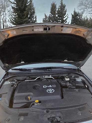 masin satisi: Toyota Avensis: 2 l | 2008 il Universal — 8