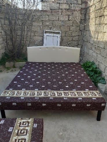 Kravat taza 
Hazırı var 
Çatdırılma münasib qiymata — 1