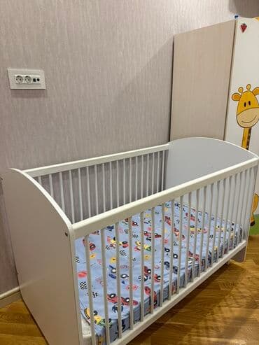 yas tortlari: Oğlan və qız üçün, Dördbucaq, Beşik, Dəst ilə, Matras ilə, Yellənmə mexanizmsiz — 1