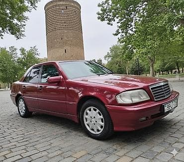 hyundai 2011 ix35: Mercedes-Benz C 180: 1.8 l | 1995 il Sedan — 10