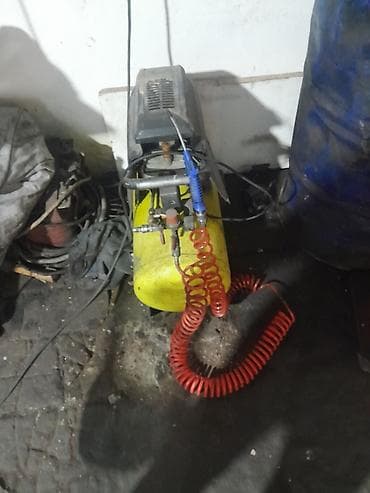 Elektrik hava kompressoru - Şaquli oval sarı hava balonu və üst