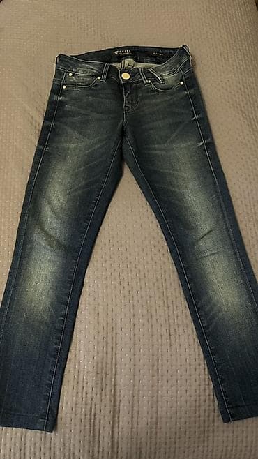 GUESS Los Angeles qadın jegginq cins şalvar - Brend: GUESS (etiket və — 2