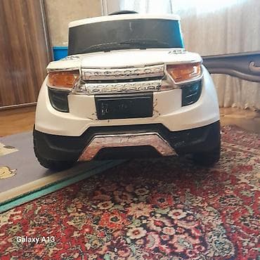 Uşaq üçün elektrikli maşın – ağ rəng, SUV üslubunda kuzov — 2