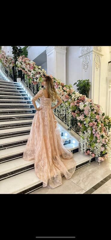 платья на прокат в баку: Очень нежное вечернее платье. Размер S. Бренд Beljour известный — 2