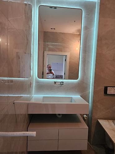 dola: Məhsul: Hamam üçün dizayner lavabo mebeli və işıqlı güzgü dəstləri — 3