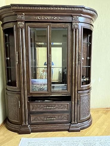 dolaplar: Klassik üslublu vitrin/bufet şkaf - Material: təbii ağac (tünd qoz — 4