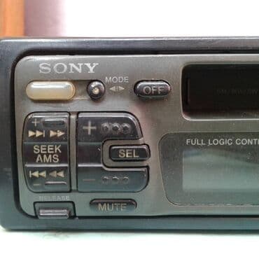 Maqnitofonlar: Avtomobil üçün işlənmiş Yaponiya istehsalı 90-cı illərin modeli olan — 2