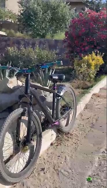 26 lıq velosiped problem yoxdu evvel vista olub barter de motorlu
