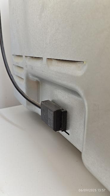 ventilyator satilir: Hotpoint quraşdırılan soba - İstehsal: İtaliya - Enerji sinfi: A - — 5