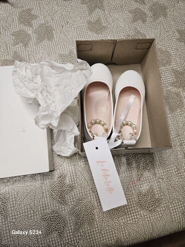 Пиджаки: Məhsul: Qız uşaqları üçün baletka tipli ayaqqabı yenidir - Brend — 4