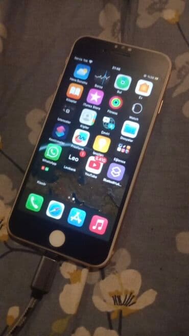 13 pro 256: IPhone 8, 64 GB, Qızılı, Barmaq izi — 2