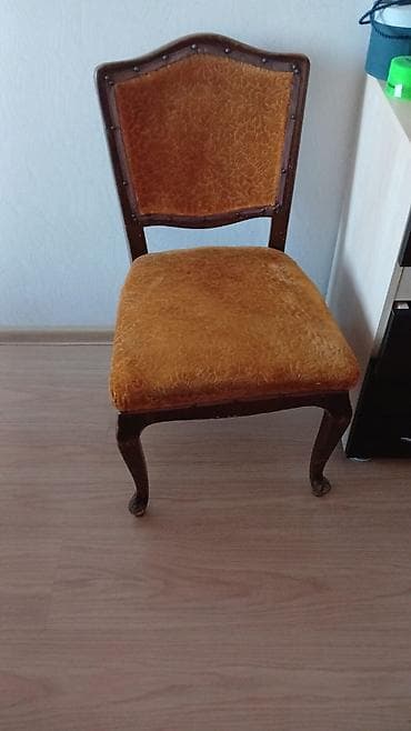 saç stolu: Əla vəziyyətdə 4 mebel stulu + 1 ofis stulu( təkərli ayaqlarla) — 2