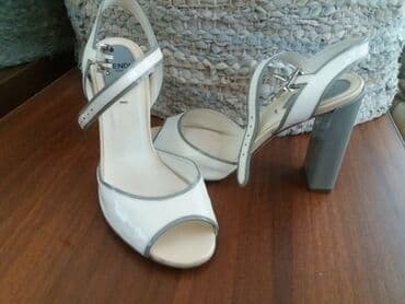 Məhsul dəsti – qadın ayaqqabıları və ətir/kosmetika 1) Sandalet -