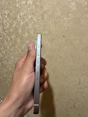 iphone 15 plus mavi: IPhone 15 Pro, 128 GB, White Titanium, Simsiz şarj — 4