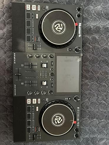 stream deck: Numark Mixstream Pro+ DJ kontroleri - İnteqrə olunmuş 7" toxunma — 1