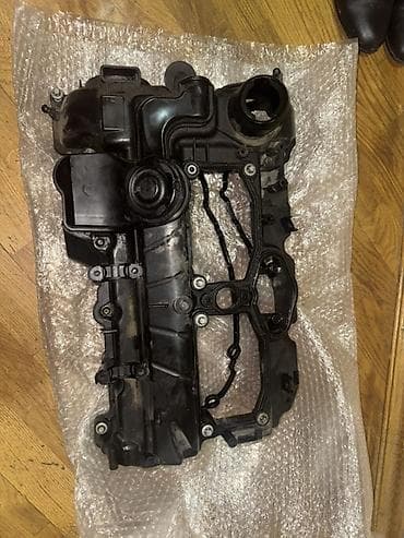 фольксваген пассат 1 8 турбо: F10 matorun üst qapağı(krışkası) 2013 cü il F10 un zavod üst krışkası — 2