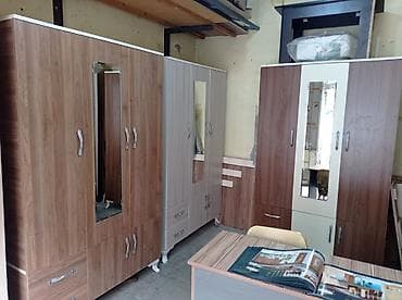 şfanerler: 3 Qapi Dolab Hazirda Anbarda var. Hansi reng istesez Gondermek olar — 1