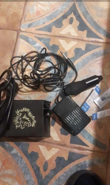 Dövme üçün elektrik avadanlığı dəsti Tərkib: - Qida bloku (stabil